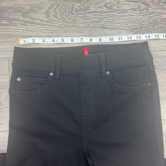 SPANXshape™ EveryWear Black Flare Jeans Size Small - Picture 11 of 15